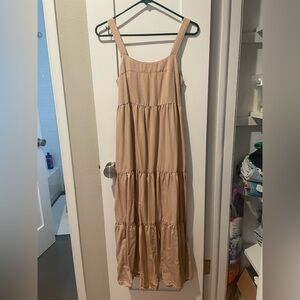 The Drop Maxi Dress EUC!